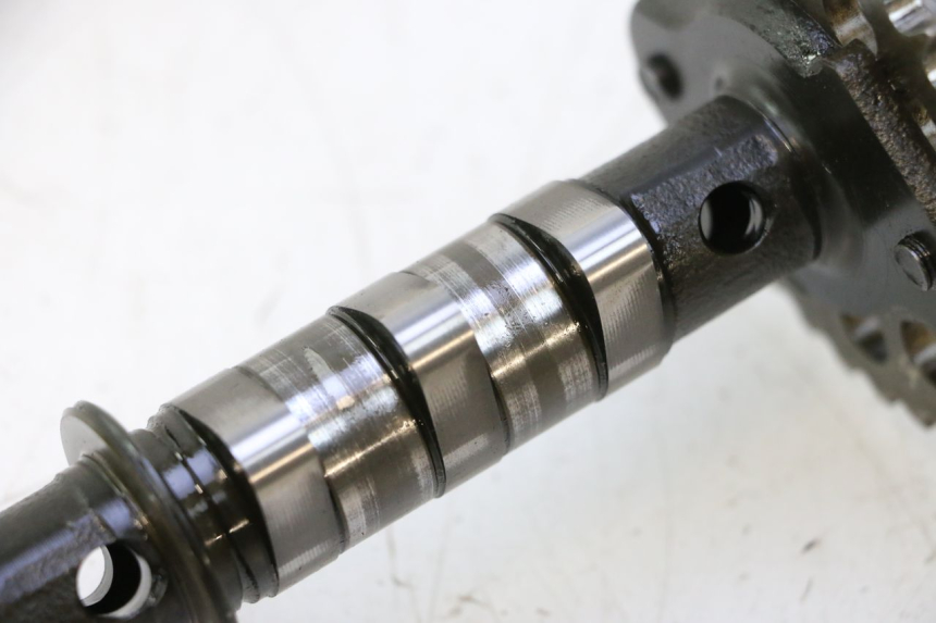 photo de Wałek rozrządu ssący YAMAHA YZF R GENESIS 750 (1993 - 1998) - Oznaczenia i referencje