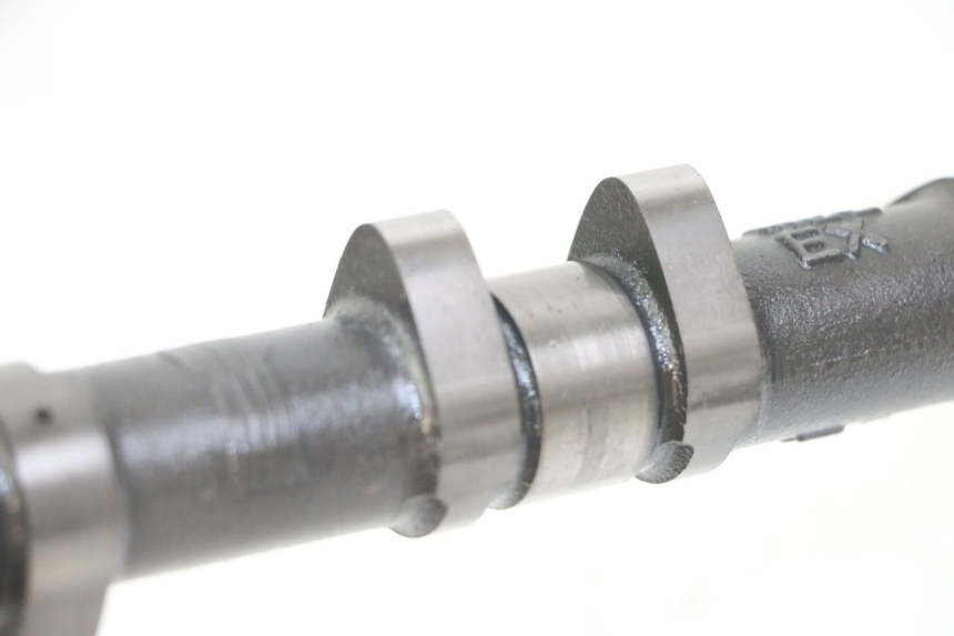 photo de WAŁEK ROZRZĄDU WYDECHOWY HONDA CB R 1000 (2018 - 2023) - Zoom stanu zużycia