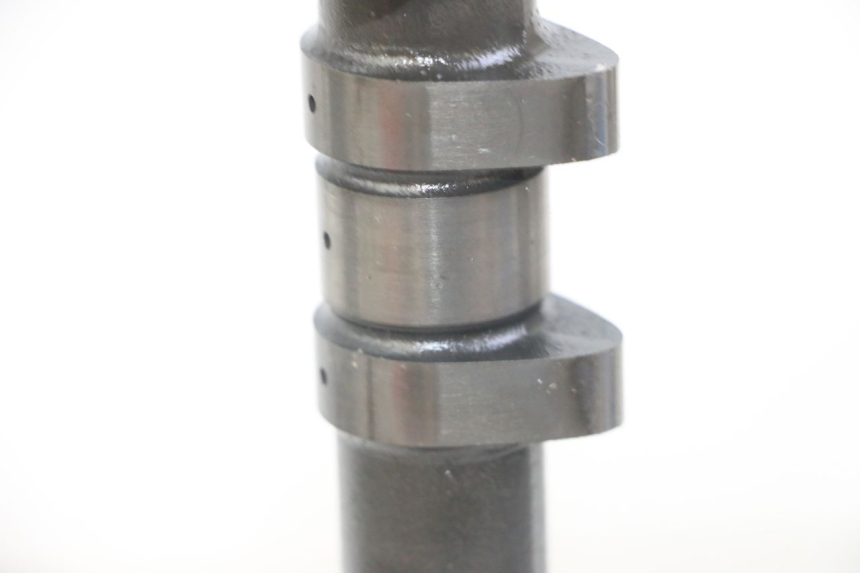 photo de WAŁEK ROZRZĄDU WYDECHOWY HONDA CB R 1000 (2018 - 2023) - Zbliżenie techniczne