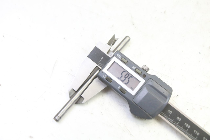 photo de WAŁEK SPRZĘGŁA SUZUKI SV S 650 (2003 - 2009) - Zbliżenie techniczne