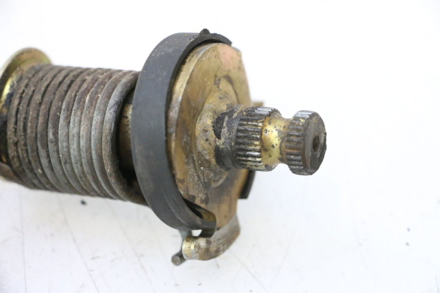 photo de WAŁ KOPNIAKA PEUGEOT 103 SPX CLIP 50 (1989 - 1992) - Zbliżenie techniczne