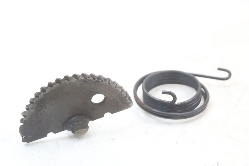 photo de WAŁ KOPNIAKA PEUGEOT STREETZONE 4T 50 (2018 - 2023) - Zoom stanu zużycia