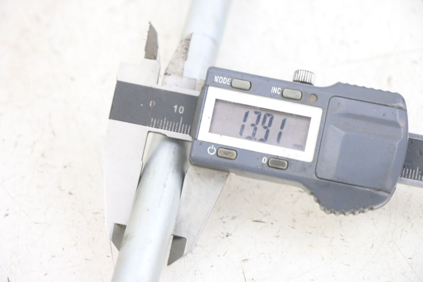 photo de OŚ WAŁKA WAHACZA HONDA CA REBEL 125 (1995 - 2001) - Szczegół części