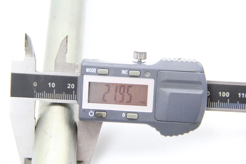 photo de OŚ WAHACZA SUZUKI GSR 600 (2005 - 2012) - Zoom stanu zużycia