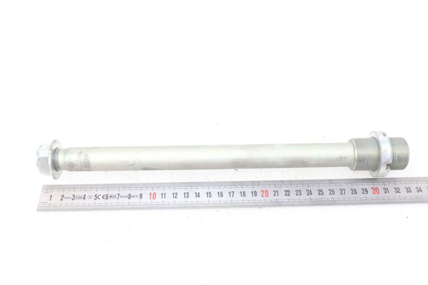 photo de OŚ WAŁKA WAHACZA SUZUKI GSX-R GSXR 750 (2011 - 2016) - Zbliżenie techniczne