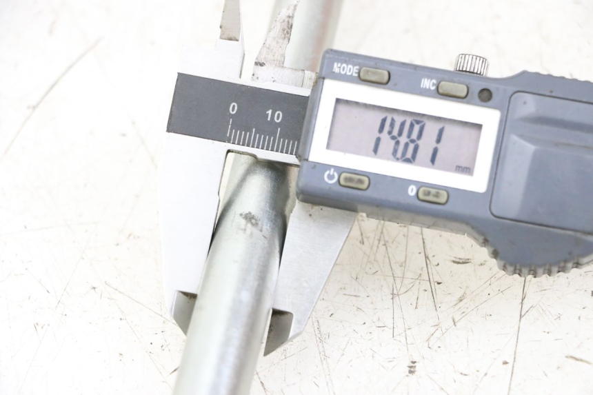 photo de OŚ WAHACZA HONDA VT C2 SHADOW 750 (1997 - 2001) - Szczegół części