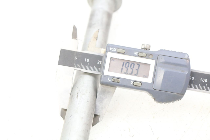 photo de OŚ WAŁKA WAHACZA HONDA INTEGRA NC D 750 (2016 - 2018) - Inny kąt widzenia