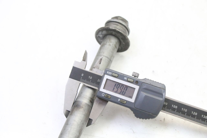 photo de OŚ WAŁKA WAHACZA HONDA NTV DEAUVILLE ABS 700 (2007 - 2016) - Zbliżenie techniczne