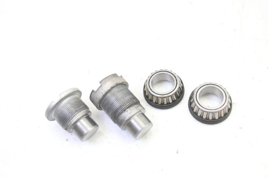 photo de OŚ WAHACZA HONDA ST PAN EUROPEAN 1300 (2002 - 2013) - Inny kąt widzenia