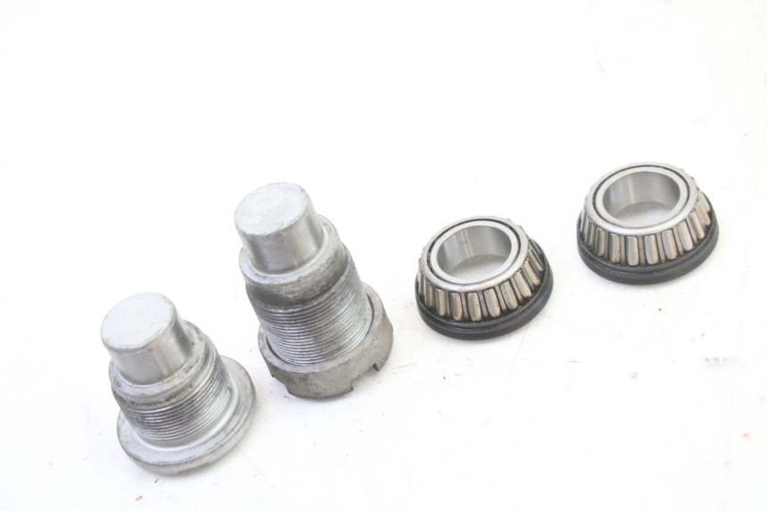 photo de OŚ WAHACZA HONDA ST PAN EUROPEAN 1300 (2002 - 2013) - Zbliżenie techniczne