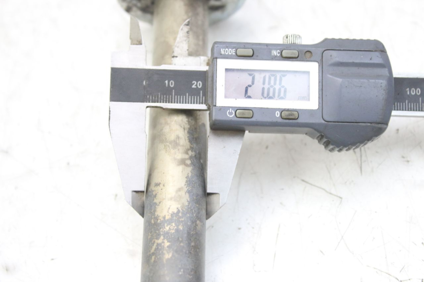 photo de OŚ WAHACZA YAMAHA YZF R1 1000 (2007 - 2008) - Zoom stanu zużycia