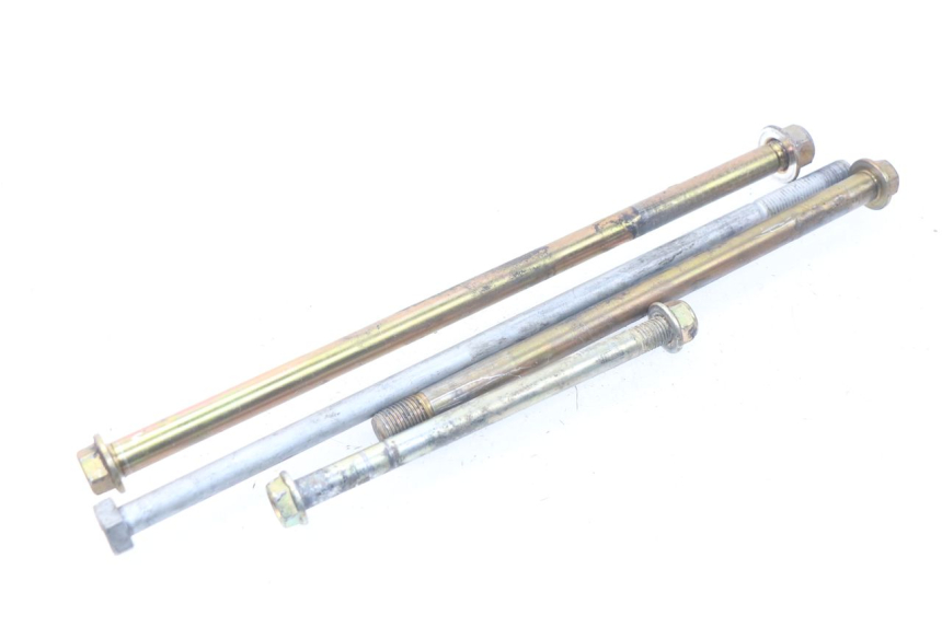 photo de OŚ SILNIKA MV AGUSTA BRUTALE R WALLY 910 (2008 - 2008) - Widok główny