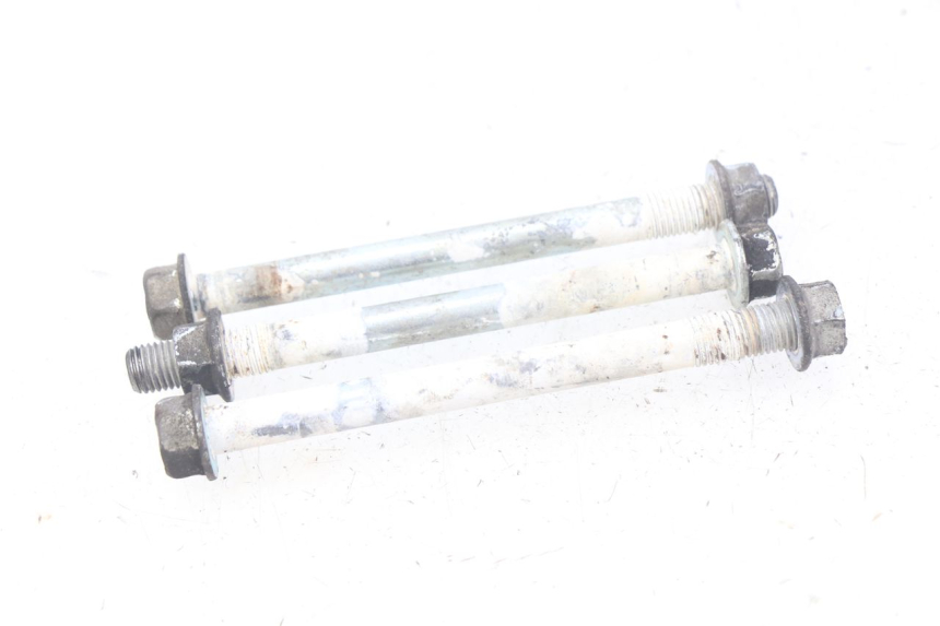 photo de OŚ SILNIKA HONDA CBR R 125 (2003 - 2006) - Inny kąt widzenia