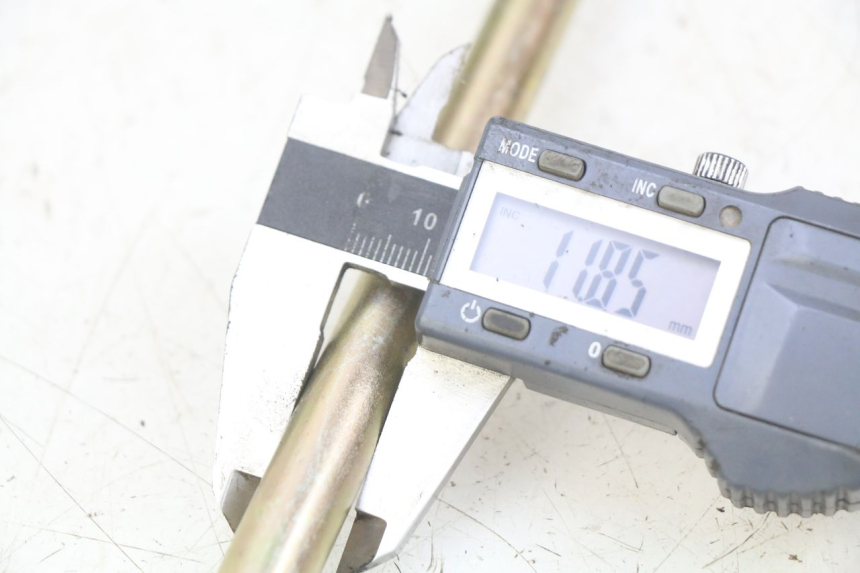 photo de OŚ SILNIKA TGB CITY 2 50 (2009 - 2013) - Inny kąt widzenia