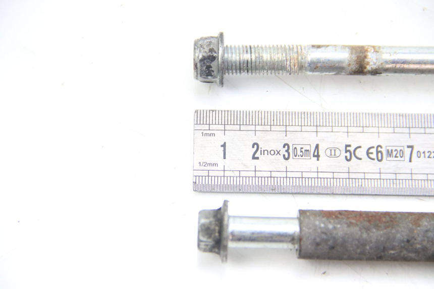 photo de OŚ SILNIKA LONGJIA DIGITA 4T 50 (2019 - 2022) - Zoom stanu zużycia