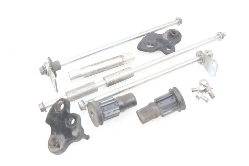 photo de OŚ SILNIKA HONDA FJS SILVERWING SILVER WING 400 (2009 - 2016) - Widok główny