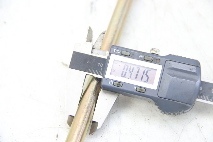 photo de OŚ SILNIKA TNT MOTOR GRIDO 2T 50 (2010 - 2019) - Zoom stanu zużycia