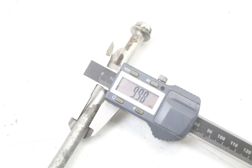 photo de OŚ SILNIKA SUZUKI GSR 750 (2011 - 2017) - Inny kąt widzenia