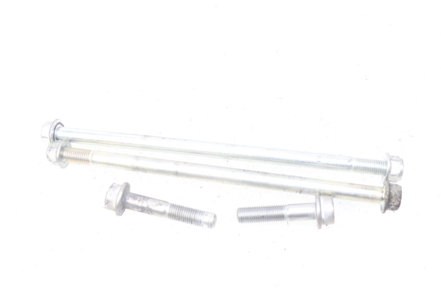 photo de OŚ SILNIKA SUZUKI GSX-R GSXR 750 (2011 - 2016) - Widok główny