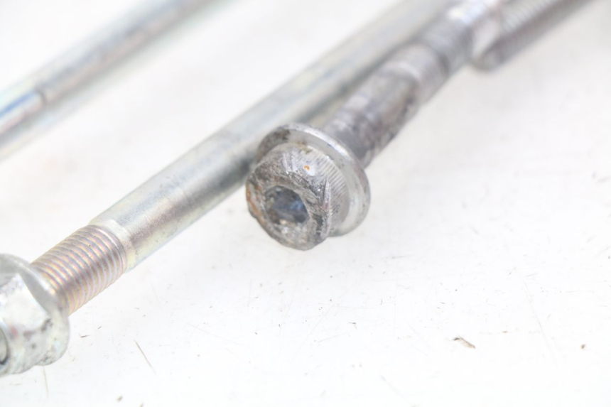 photo de OŚ SILNIKA SUZUKI GSX-R GSXR 750 (2011 - 2016) - Zoom stanu zużycia