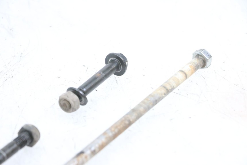 photo de OŚ SILNIKA PEUGEOT KISBEE 4T 50 (2010 - 2017) - Szczegół części