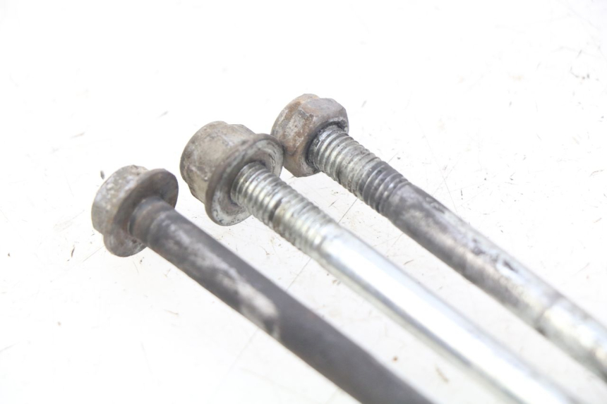 photo de OŚ SILNIKA RIEJU MRT 50 (2009 - 2017) - Zoom stanu zużycia