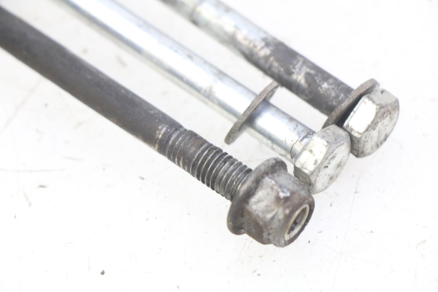 photo de OŚ SILNIKA RIEJU MRT 50 (2009 - 2017) - Inny kąt widzenia