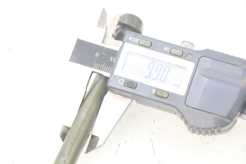 photo de OŚ SILNIKA YAMAHA PW 50 (1984 - 2025) - Inny kąt widzenia