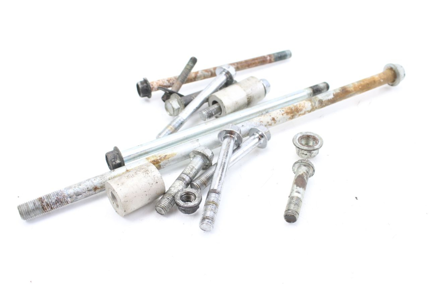 photo de OŚ SILNIKA SUZUKI TLS TL S 1000 (1997 - 2001) - Szczegół części