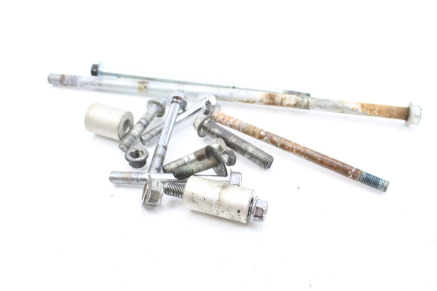 photo de OŚ SILNIKA SUZUKI TLS TL S 1000 (1997 - 2001) - Inny kąt widzenia