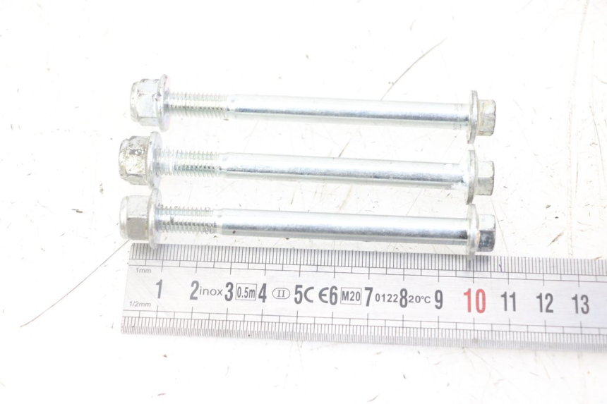 photo de OŚ SILNIKA VENT DERAPAGE 50 (2018 - 2023) - Szczegół części