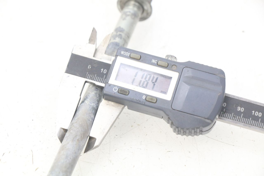 photo de OŚ SILNIKA TGB X-MOTION XMOTION 125 (2008 - 2014) - Inny kąt widzenia