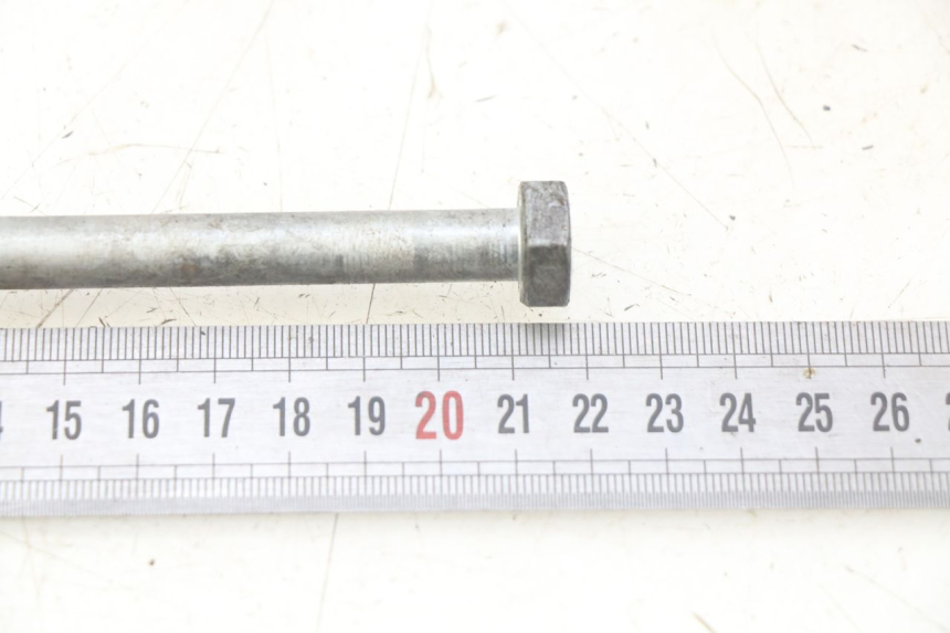 photo de OŚ SILNIKA PIAGGIO XEVO - X EVO 125 (2007 - 2017) - Szczegół części