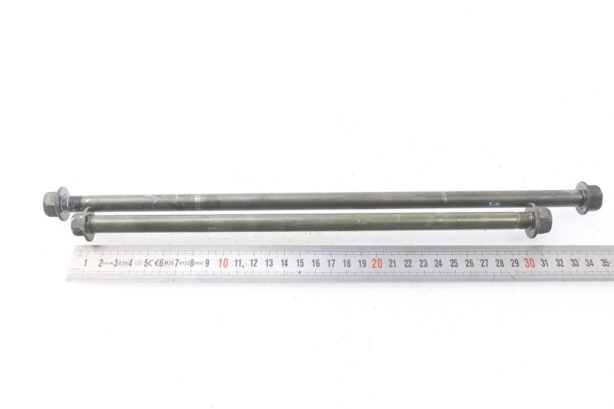 photo de OŚ SILNIKA YAMAHA XP T-MAX TMAX ABS 500 (2004 - 2007) - Punkty mocowania