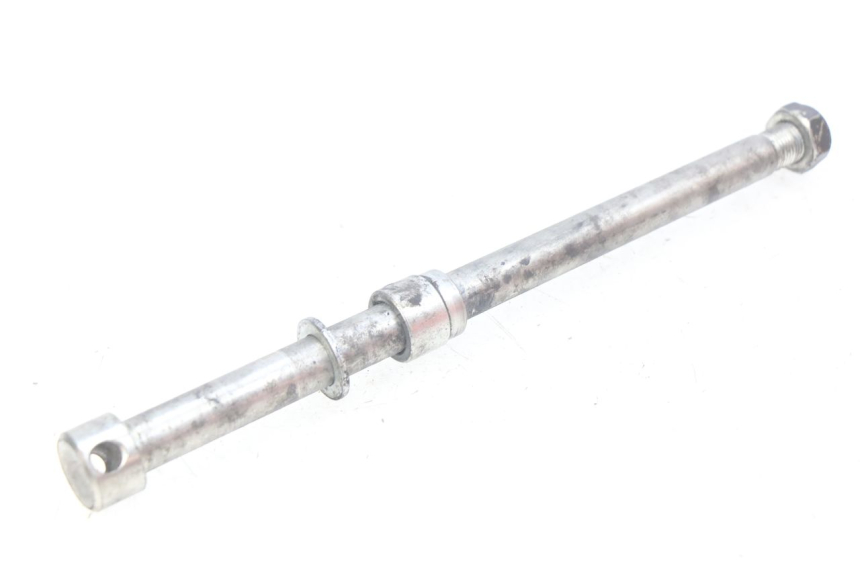 photo de OŚ KOŁA TYLNEGO ROYAL ENFIELD BULLET CLASSIC 500 (2017 - 2020) - Widok główny