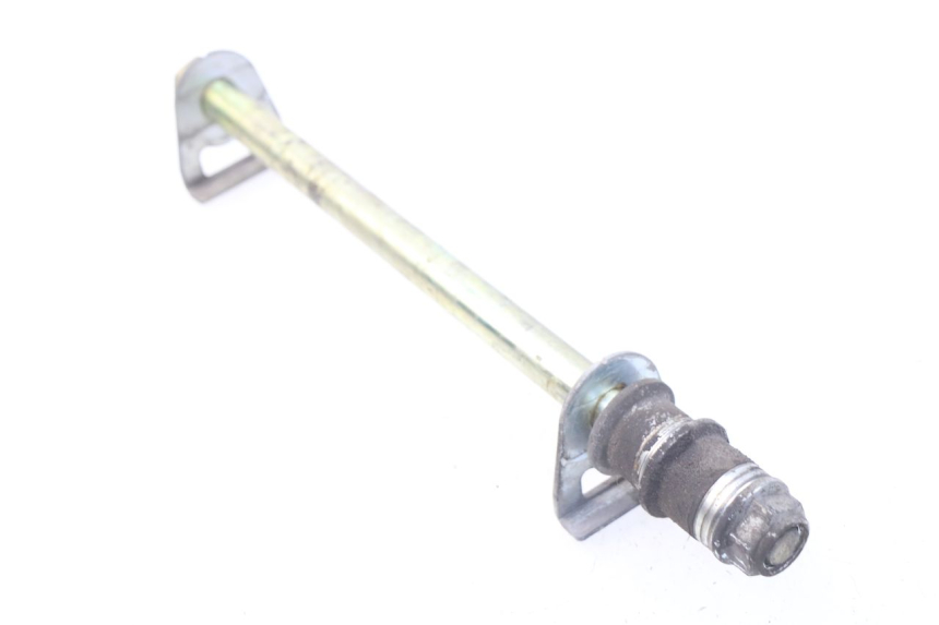 photo de OŚ KOŁA TYLNEGO HYOSUNG COMET GTR 125 (2007 - 2014) - Widok główny