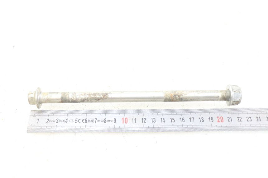 photo de OŚ KOŁA TYLNEGO HONDA CRF CR-F 125 (2022 - 2023) - Inny kąt widzenia