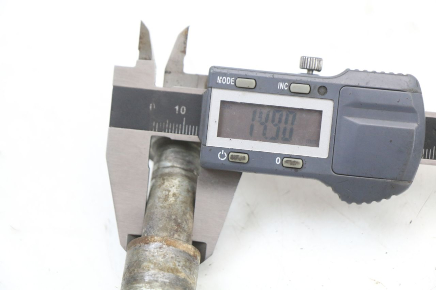 photo de OŚ KOŁA TYLNEGO KSR RACING DRIFT 140 - Inny kąt widzenia