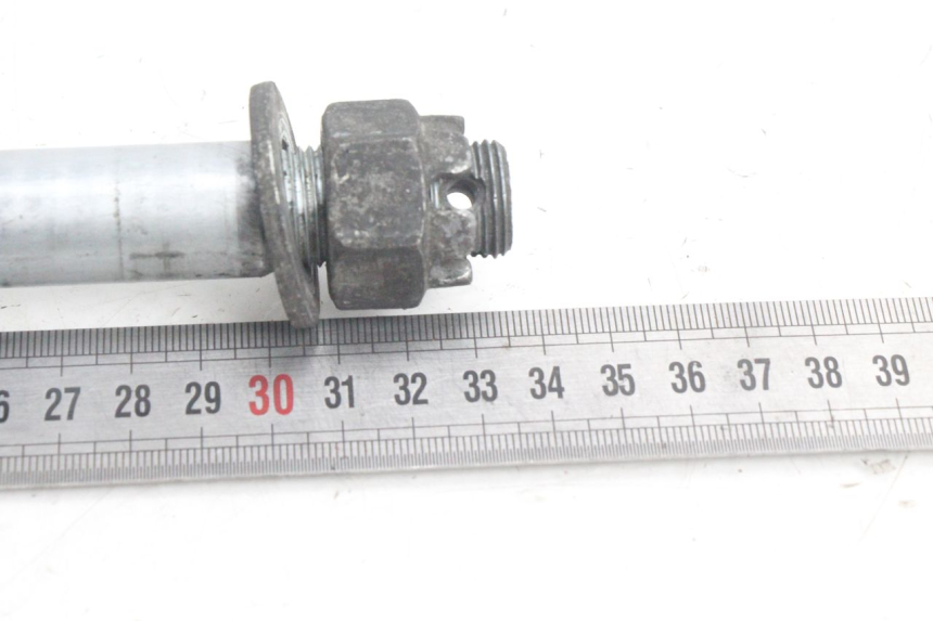photo de OŚ KOŁA TYLNEGO KAWASAKI ER-6 ER6 F ABS 650 (2012 - 2016) - Inny kąt widzenia