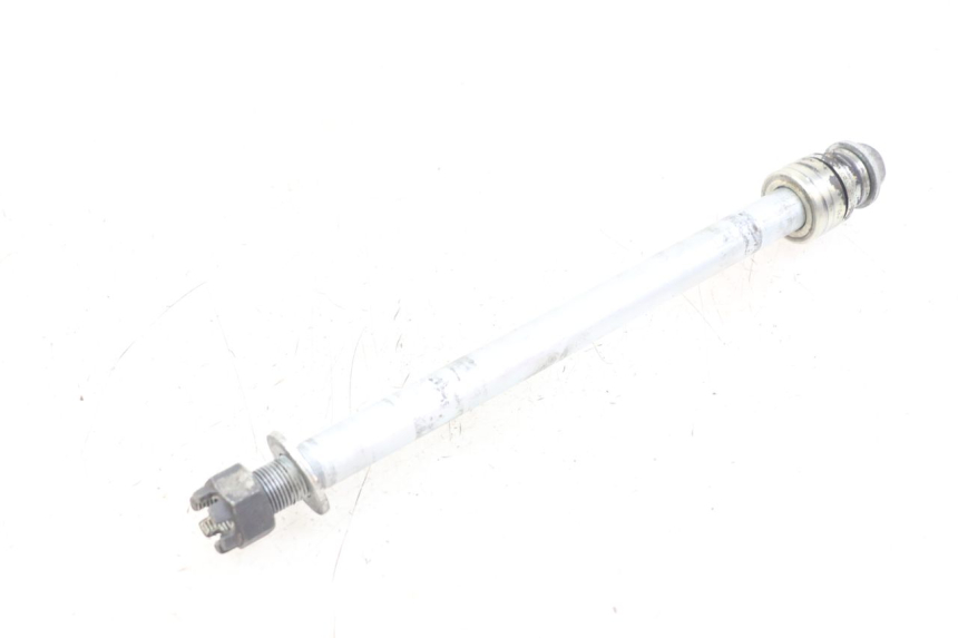 photo de OŚ KOŁA TYLNEGO KAWASAKI ER-6 ER6 N 650 (2012 - 2016) - Zbliżenie techniczne