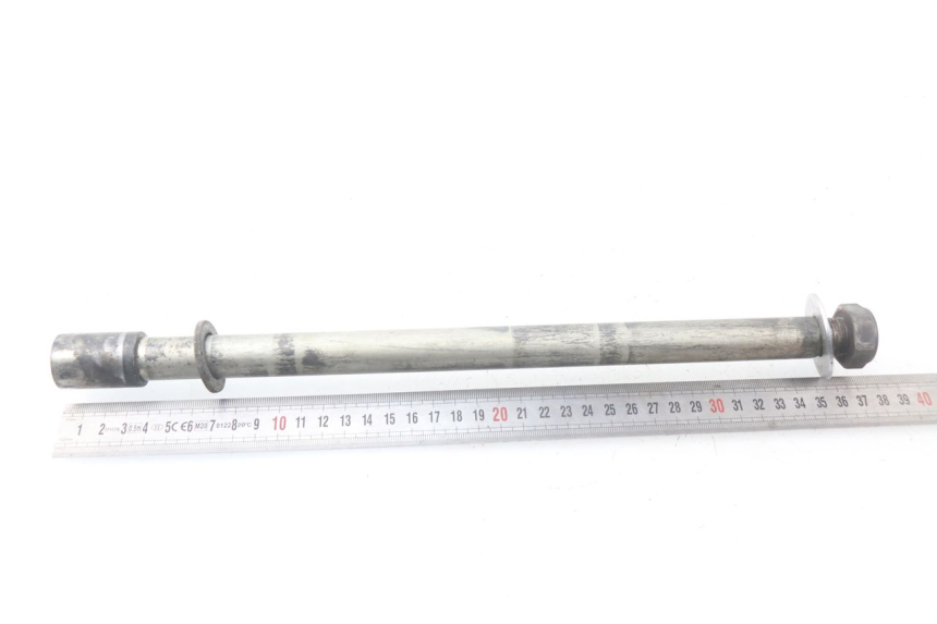 photo de OŚ KOŁA TYLNEGO YAMAHA FJR ABS 1300 (2006 - 2012) - Zoom stanu zużycia