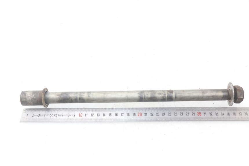 photo de OŚ KOŁA TYLNEGO YAMAHA FJR ABS 1300 (2006 - 2012) - Zoom stanu zużycia