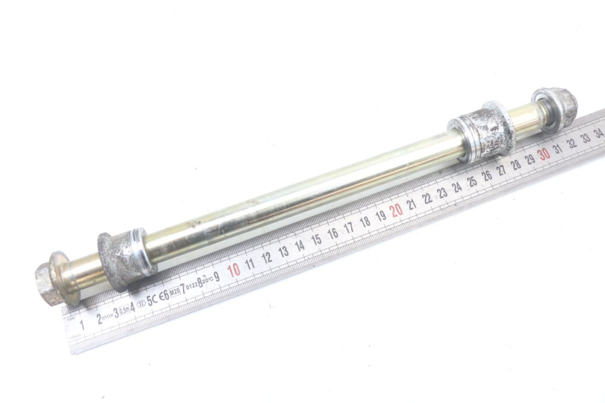 photo de OŚ KOŁA TYLNEGO HYOSUNG GTR 125 (2006 - 2008) - Szczegół części