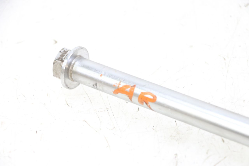 photo de OŚ KOŁA TYLNEGO KEEWAY K-LIGHT KLIGHT 125 (2018 - 2025) - Widok ogólny