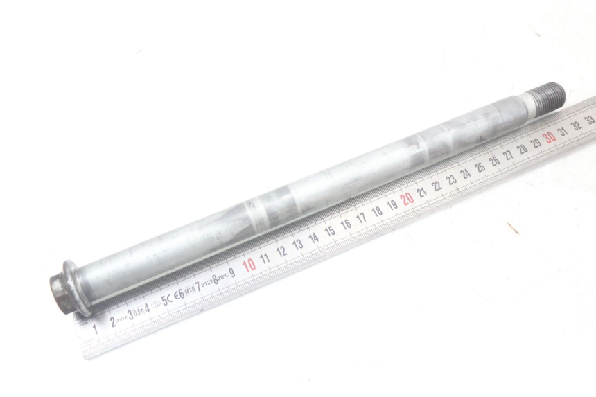 photo de OŚ KOŁA TYLNEGO HONDA NTV DEAUVILLE 650 (1998 - 2001) - Szczegół części