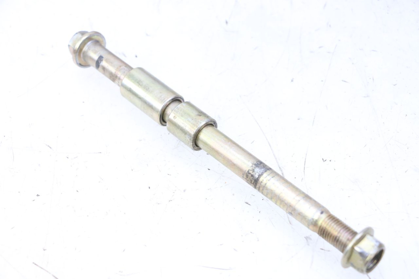 photo de OŚ KOŁA TYLNEGO APOLLO RFZ 150 - Zbliżenie techniczne