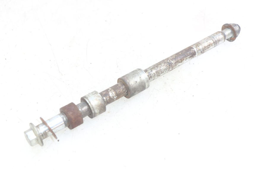 photo de OŚ KOŁA TYLNEGO YAMASAKI ROADSTER 50 (2013 - 2018) - Widok główny