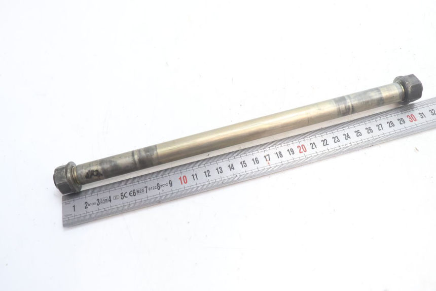 photo de OŚ KOŁA TYLNEGO DUCATI SS IE DS CARENEE 1000 (2002 - 2006) - Zoom stanu zużycia