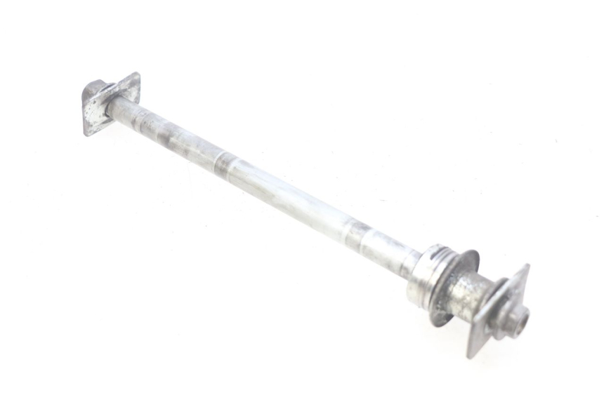 photo de OŚ KOŁA TYLNEGO SUZUKI SV N 650 (1999 - 2002) - Widok główny