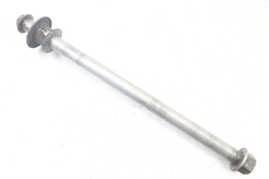 photo de OŚ KOŁA TYLNEGO SUZUKI SV N 650 (1999 - 2002) - Widok główny